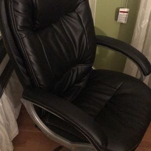 Desk chair